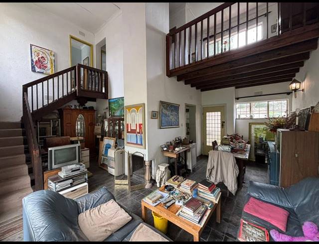 3 BEDROOM HOUSE FOR SALE IN EAST TOWN